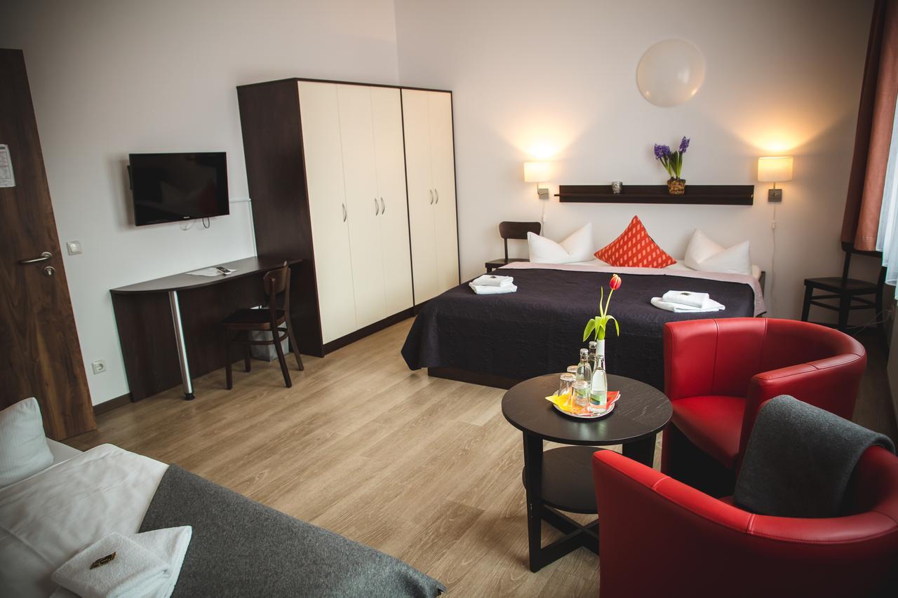 Hotel Rasenmuhle Jena Ngoại thất bức ảnh
