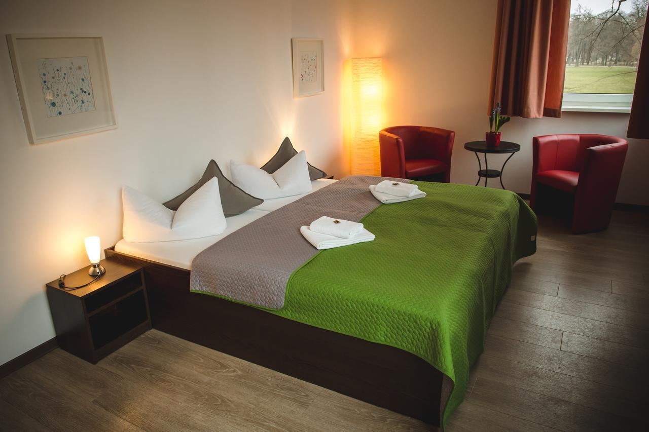Hotel Rasenmuhle Jena Ngoại thất bức ảnh