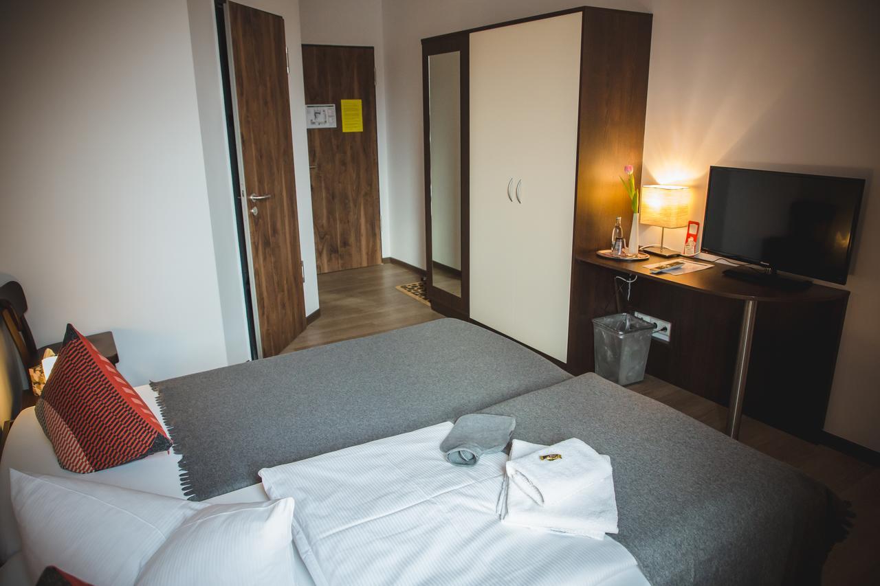 Hotel Rasenmuhle Jena Ngoại thất bức ảnh