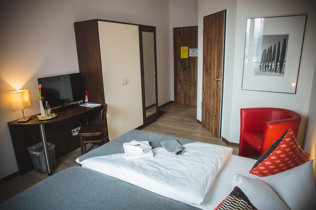 Hotel Rasenmuhle Jena Ngoại thất bức ảnh